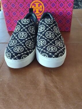 Tory Burch T Monogram Slip-on Sneaker